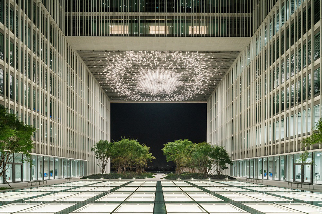 (IDEA 2019 수상작) 아모레퍼시픽 사옥 ‘가든즈(Skyrise Garden)’